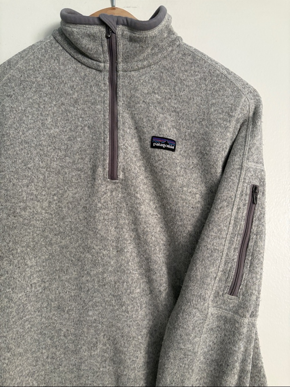 Patagonia Light Heather Gray Quarter-Zip Fleece Pullover
